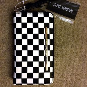 Steve Madden Checkerboard Wallet